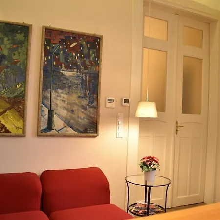 Elisabeth Apartment *