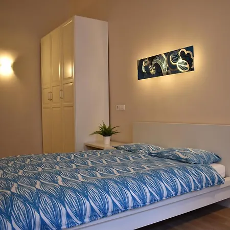Elisabeth Apartment *